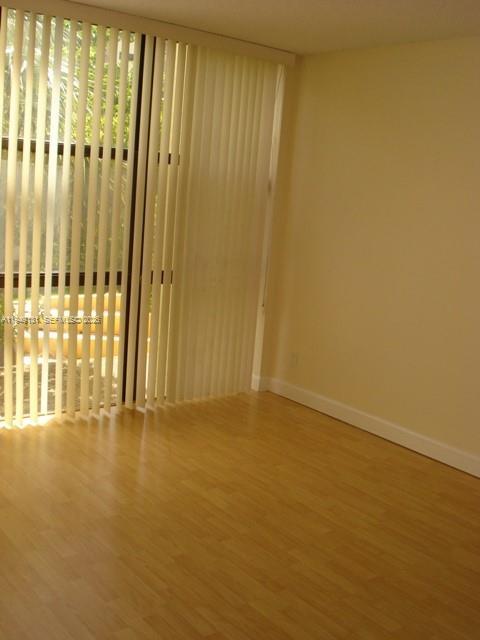 Photo - 17021 N Bay Rd Unit 325