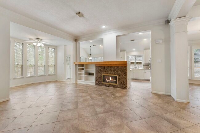 Photo - 55 N Crossed Birch Pl