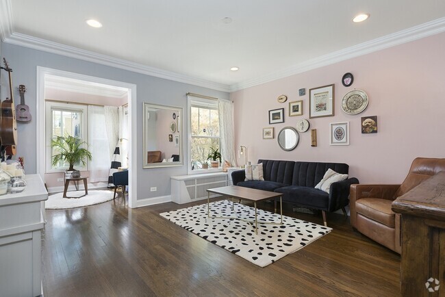 Building Photo - 4852 N Talman Ave Unit 2 Rental