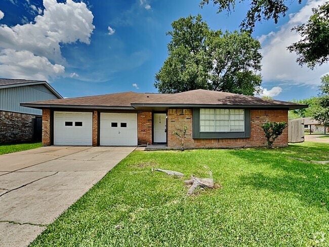 Building Photo - 758 E Princeton Ln Rental