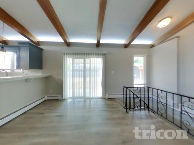 Photo - 1011 22nd Ave