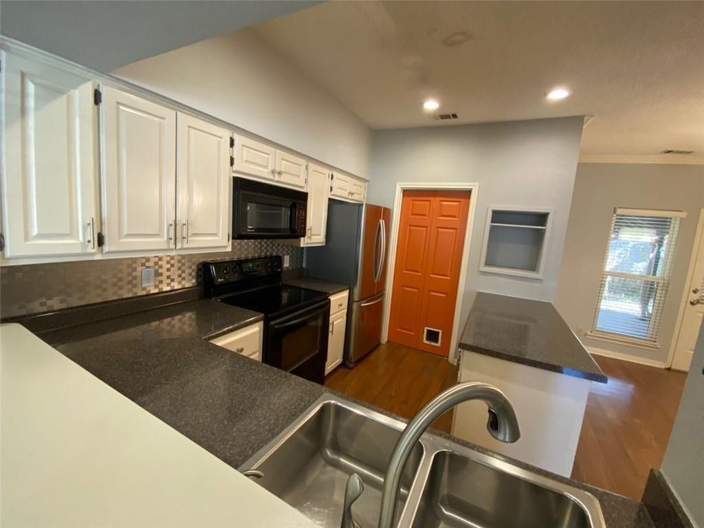 Photo - 1307 Kinney Ave Unit 103
