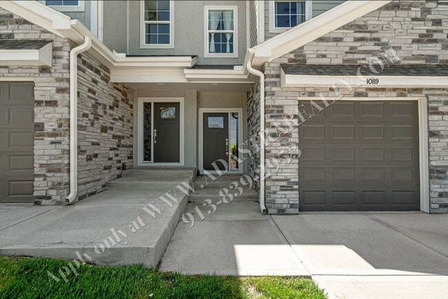 Photo - 1089 N Findley St