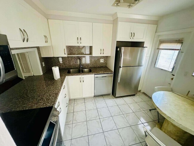 Photo - 215 SE 3rd Ave