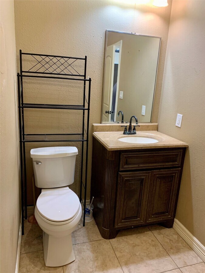 Photo - 2433 Duncan Dr