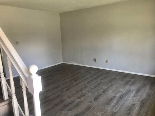 Photo - 1309 W Chestnut St