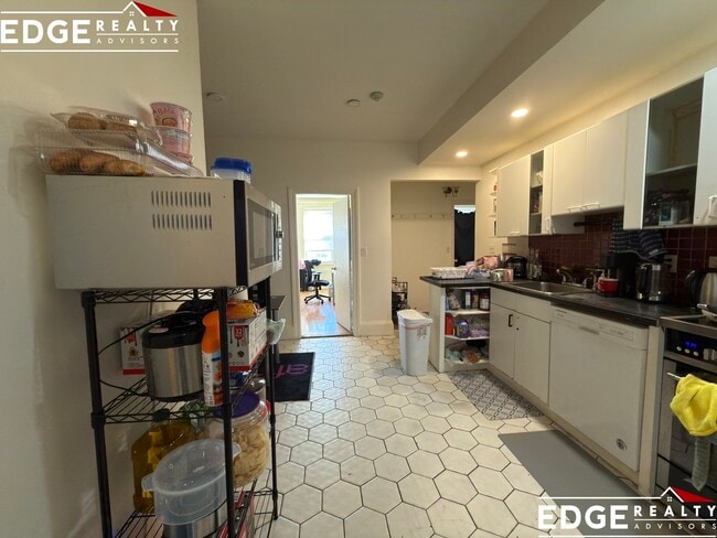 Photo - 56 Park Vale Ave Unit 9