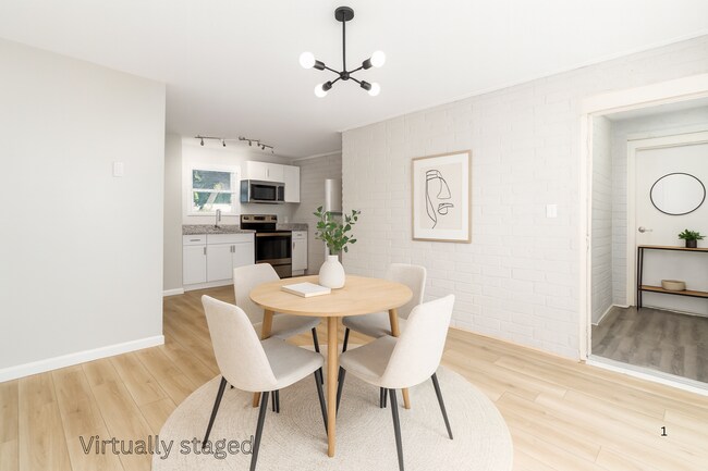 Photo - 721 Reinhard Ave