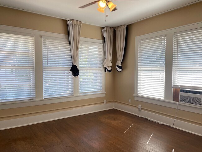 Photo - 510 Sul Ross St Unit True