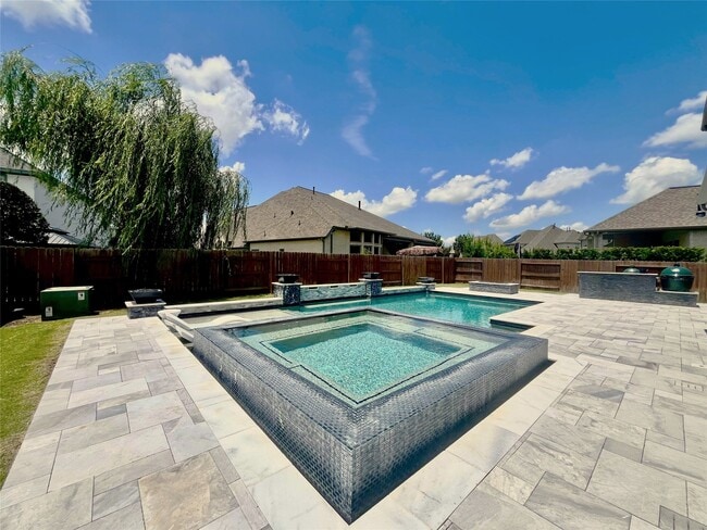 Building Photo - 23707 Montclair Forest Trl