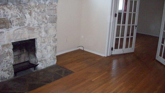 Photo - 240 N McNeil St Unit #1