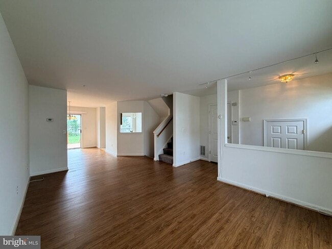 125 Hidden Hill Cir