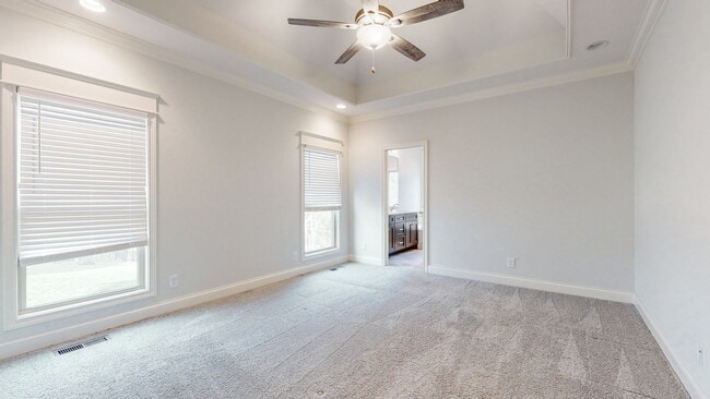 Photo - 232 Amana Dr