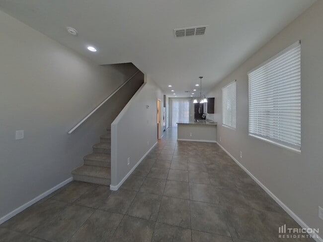 Photo - 10336 W Devonshire Ave