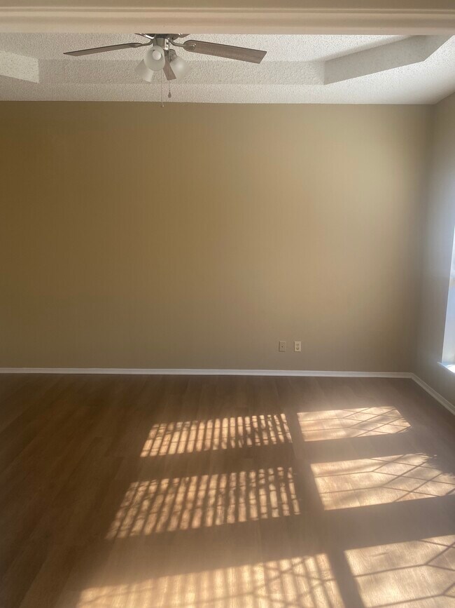 Photo - 3426 Clearview Dr