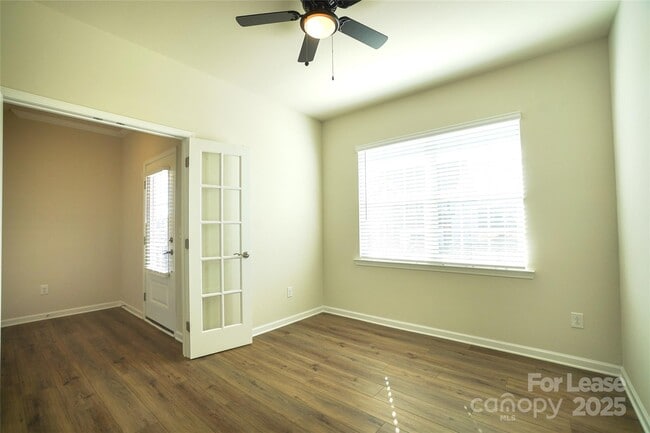 Photo - 1403 Caracara Ct