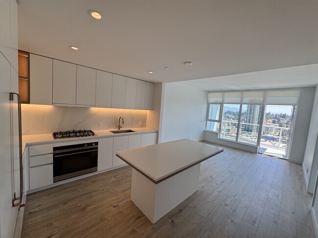 Building Photo - 720 Farrow St