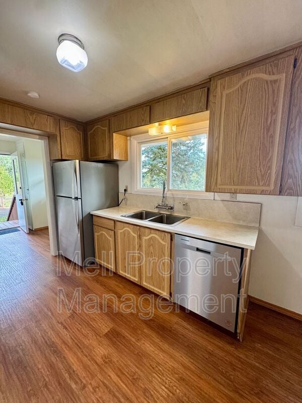 Photo - 2492 E Pickering Rd