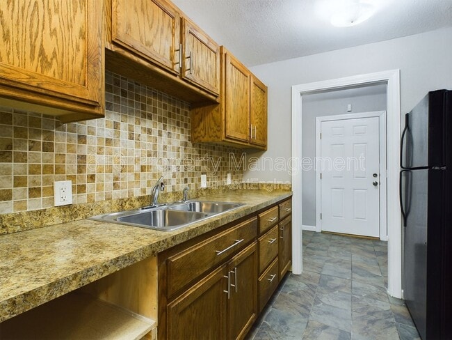 Photo - 3024 Flora Ave