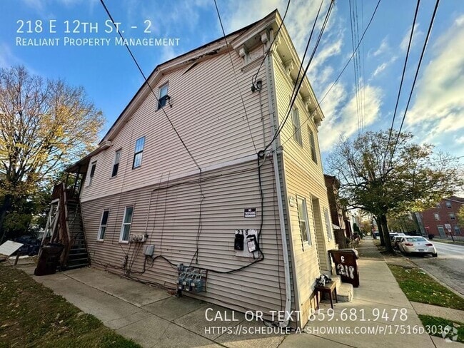 Building Photo - 218 E 12th St Unit 2 Rental
