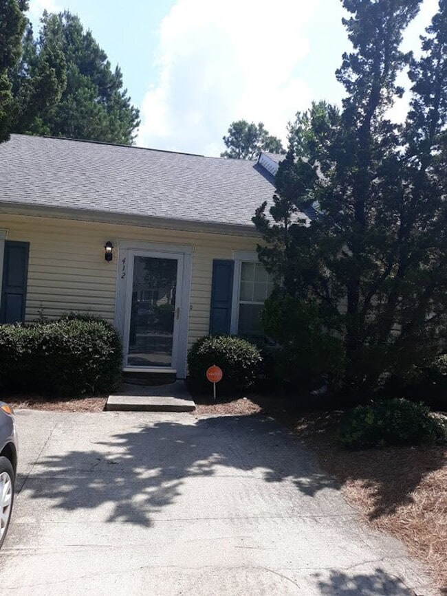 Building Photo - Delightful Two Bedroom Two Full Bath Home!
