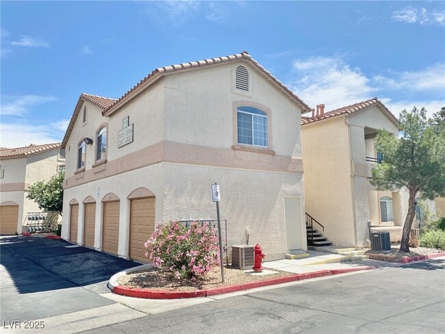 Photo - 1830 N Buffalo Dr Condo Unit 2020