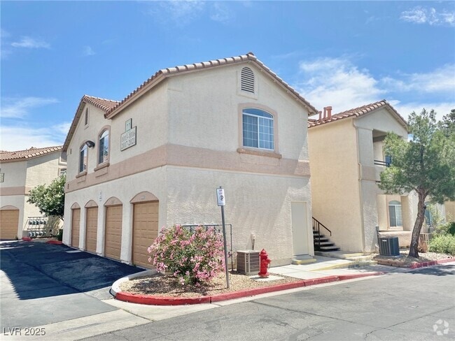 Building Photo - 1830 N Buffalo Dr Unit 2020 Rental
