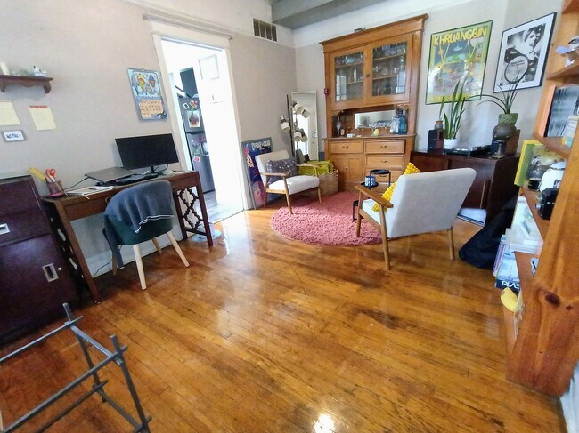Dining Room - 3516 Broadway N Unit 2