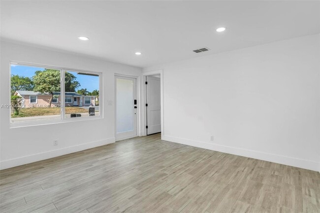 Photo - 311 NW 12th Ave