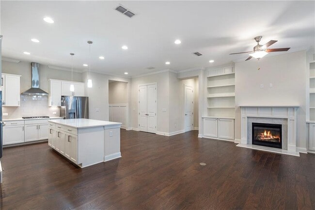 Photo - 3430 Steinbeck St