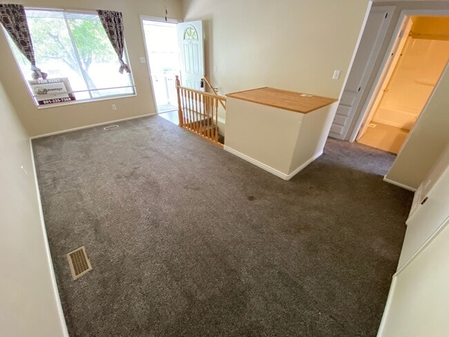 Photo - Spencer Unit 122