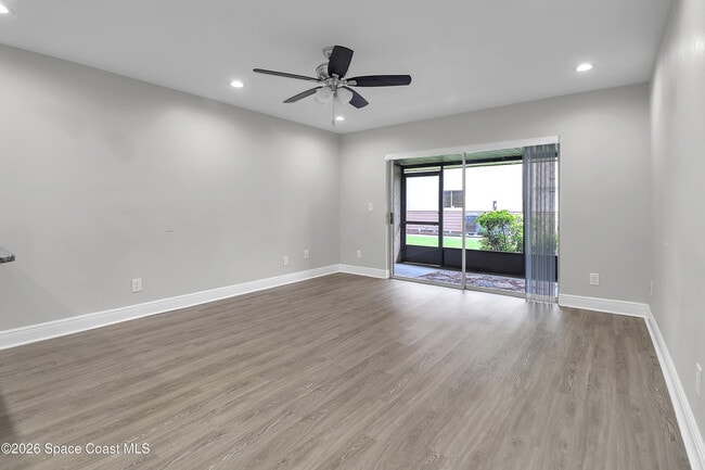 927 Prosperity Pl