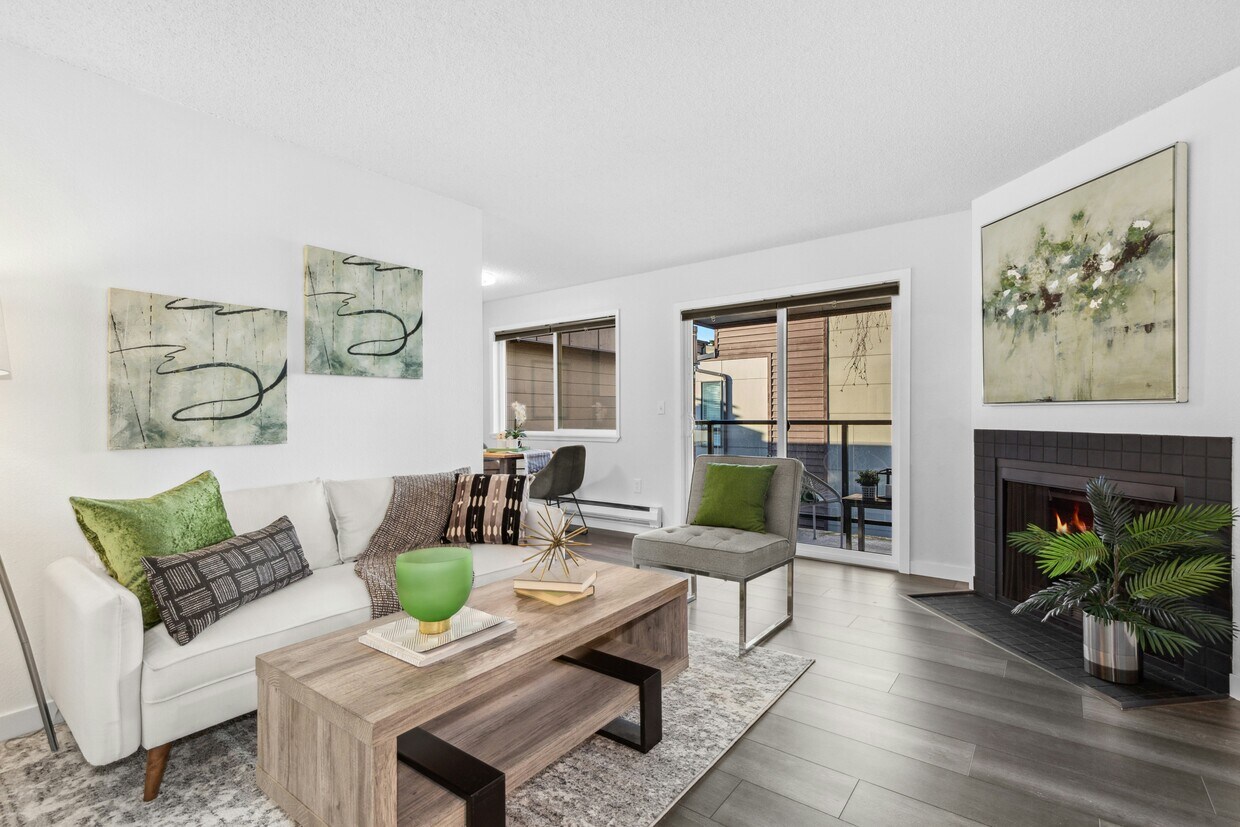 Photo - 2034 14th Ave W (Seattle, WA)