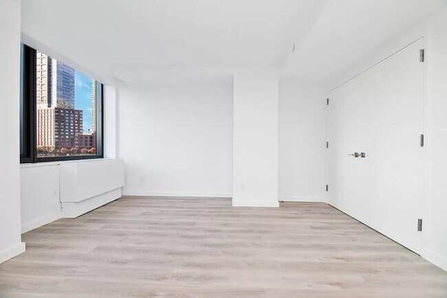 Photo - 77 Commercial Street Unidad 229