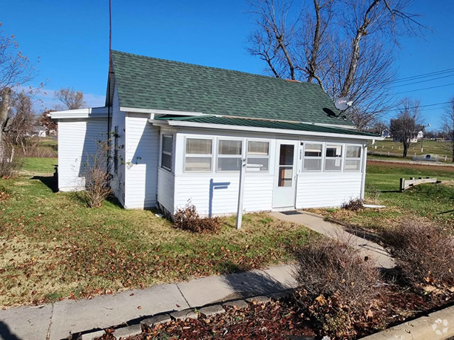 Building Photo - 507 E Main St Rental