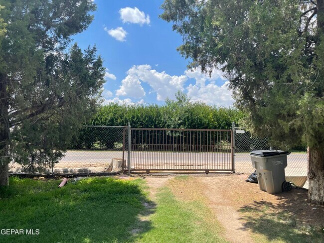 Photo - 201 Wenda Dr Unit Studio