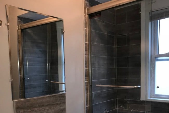 bathroom2 - 5027 W Sunnyside Ave Unit 2