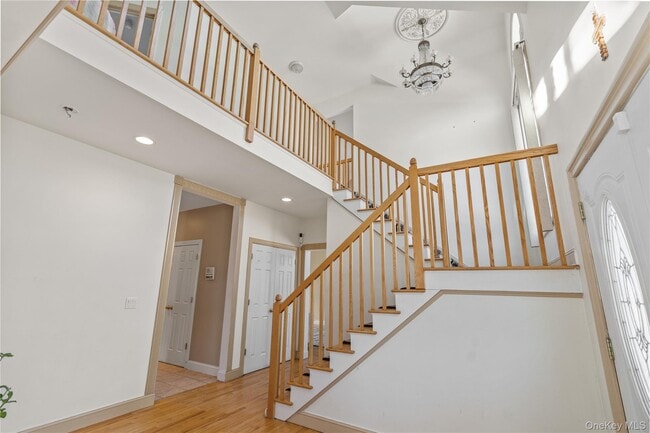 Photo - 17 Waring Dr