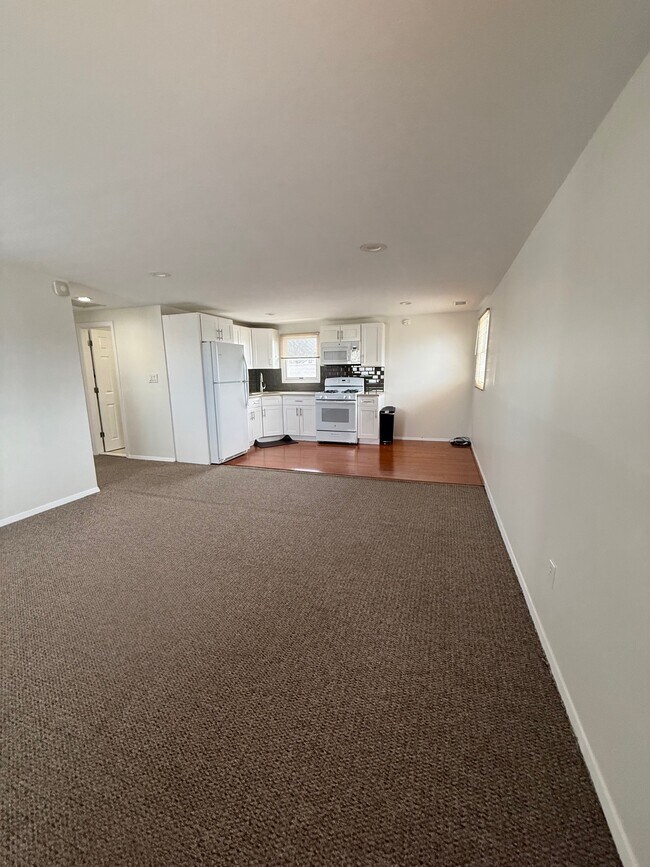 Photo - 132 Carle Rd Unidad 2