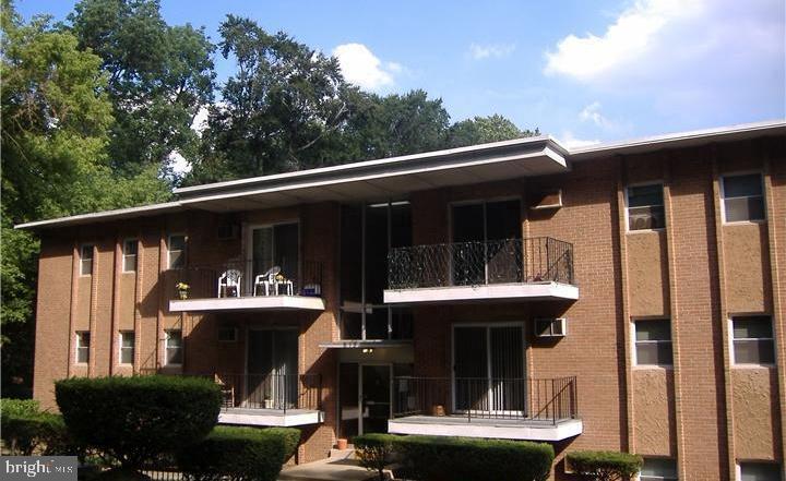 Photo - 302 River Rd Apartment Unit D9