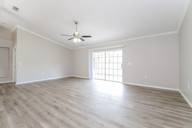 Photo - 10603 Deepbrook Dr