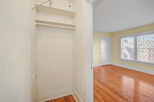 Photo - 401 W Clay St Unidad 4