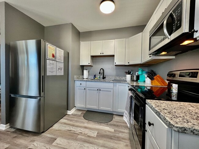 Photo - Fully furnished apartment with all utiliti...