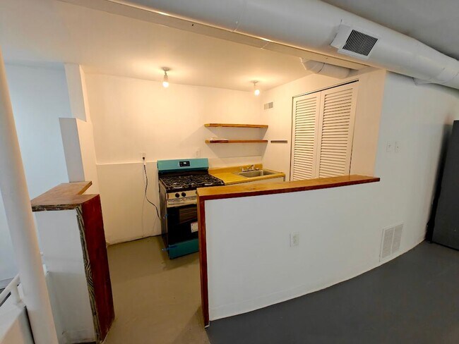 Photo - 1806-1810 S. Jefferson Unit 1810 -  G