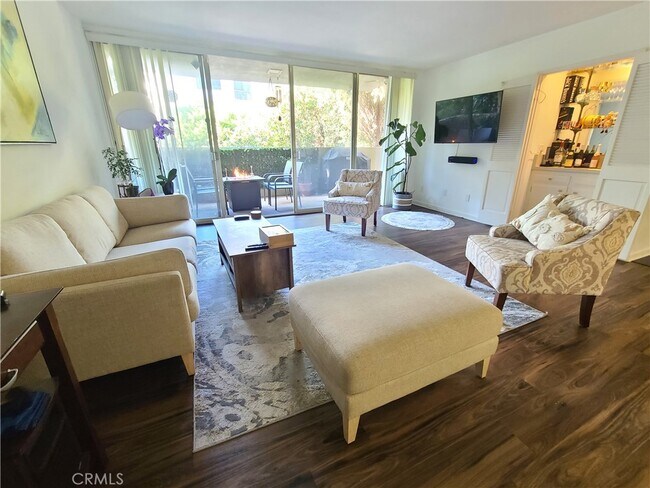 Photo - 1300 Midvale Ave