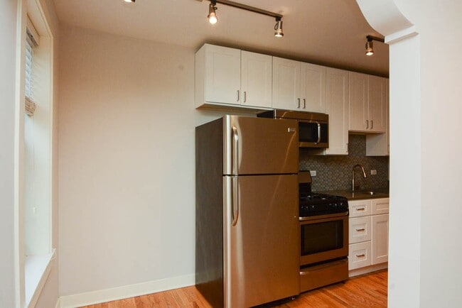 Photo - 2425 N Kedzie Blvd Unit 901