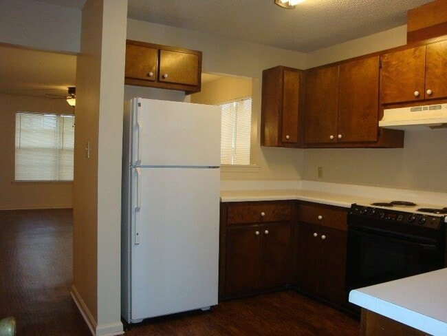 Photo - CUTE 2BR/2.5BA town house close to everything!