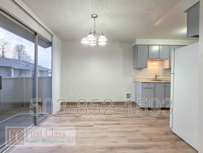 Photo - 1380 NE 186th Ave