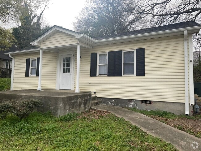 Building Photo - Renovated 3 Bedroom in Loray Mill Historic... Rental