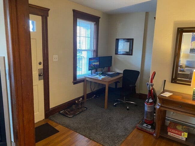 Photo - 144 Nonantum St Unit 1